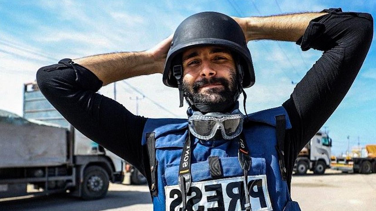 « Je suis désolé » : le journaliste palestinien Motaz Azaiza a quitté Gaza