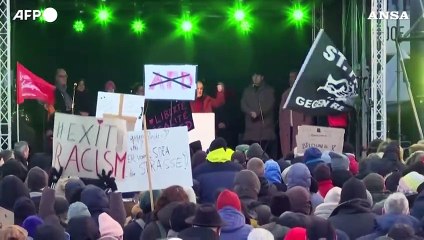 Marea umana in Germania contro l'ultradestra di Afd