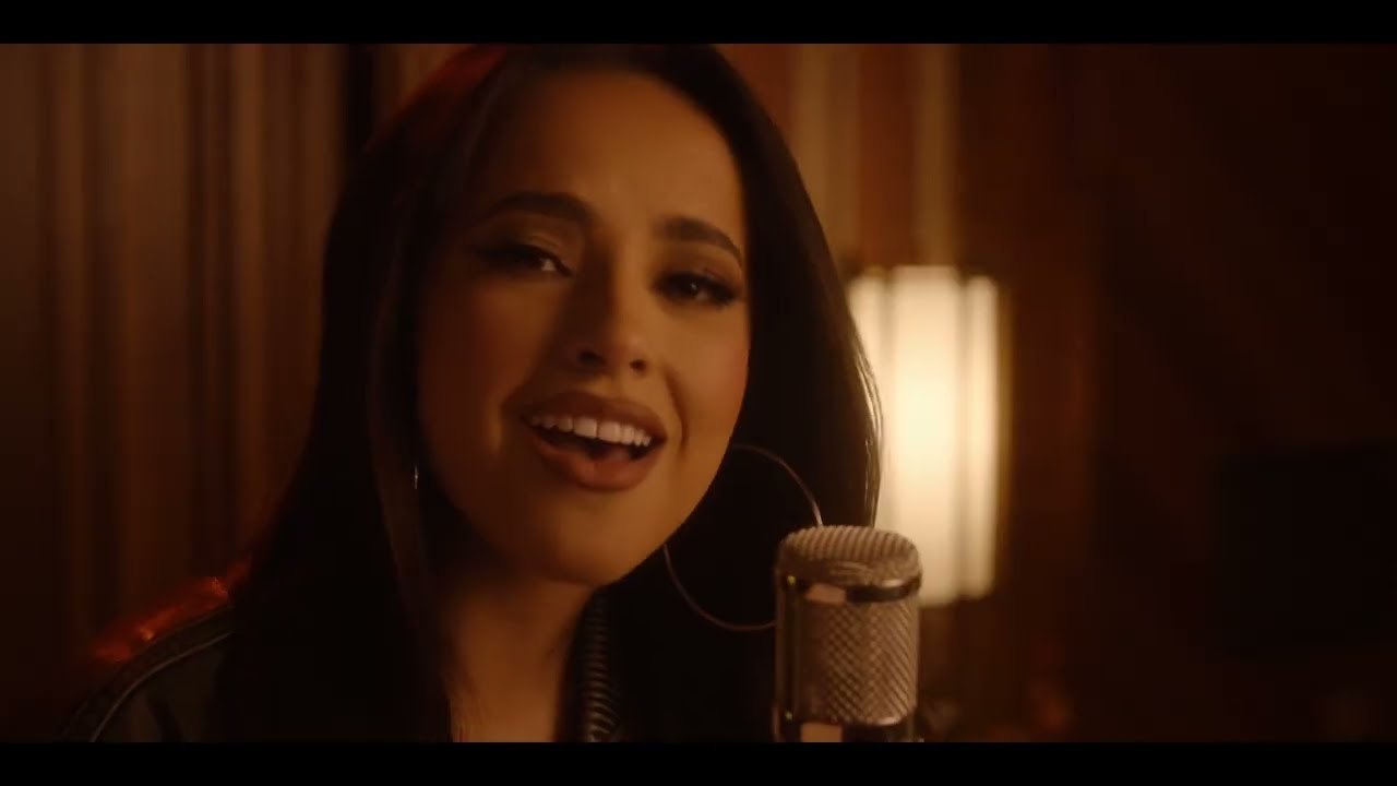 Flamin' Hot - Musique Becky G - The Fire Inside [VO|HD1080p]