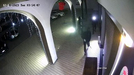 Tentano una rapina in un caseificio (28.12.23)