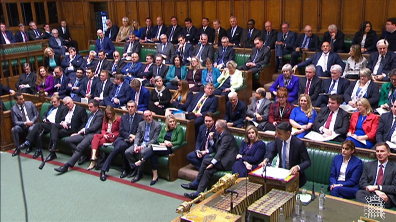 Miriam Cates MP urges the Prime Minister to consider banning mobile phones and social media for under-16s