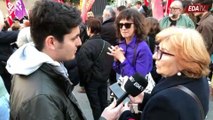 Varios manifestantes acosan al reportero Vito Quiles en la manifestación contra Javier Milei