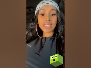 Cardi B Catches Her Dog Doing The Most W/ Hair Personal Stuff #shorts