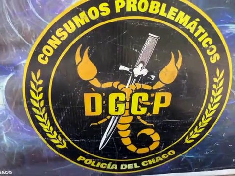 Los paquetes contenían 3 kilos, 233 gramos de cogollos de marihuana.