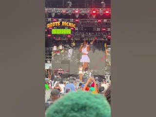 ROOTS PICNIC: Ari Lennox