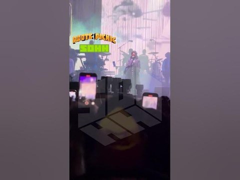 ROOTS PICNIC: Lauryn Hill Performing Can't Take My Eyes Off Of You