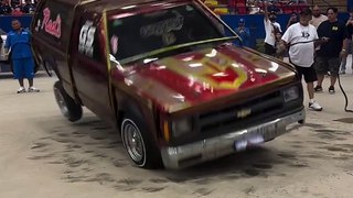 Chevy Blazer goes WILD during the Low Rider Hopping Competition at Texas Heat Wave!