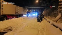 Japonya’da kar kalınlığı 50 santimetreyi aştı: 800 araç mahsur kaldı