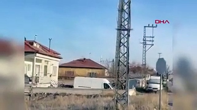 Kayseri'de eğitim için kalkan uçak acil iniş yaptı