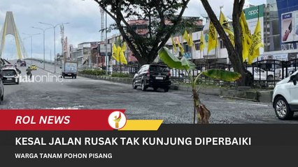 Kesal Jalan Rusak Tak Kunjung Diperbaiki, Warga Tanam Pohon Pisang