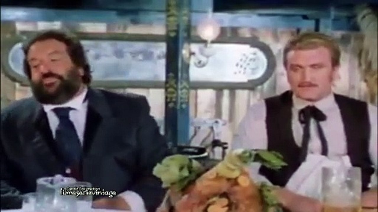 Un Casco Di Banane per il Dottore OCCHIO LA Penna Bud Spencer "Doc" al ristorante cinese sfida lo sceriffo BUGNER