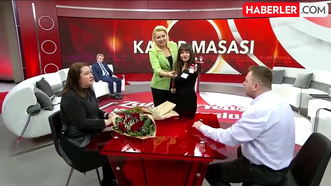 Karısı ve yasak aşkına aynı yüzüğünü alan adamdan pes dedirten savunma: 1 alana 1 bedavaydı