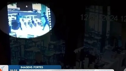 Veja o momento em que gerente de restaurante é morta em praça de alimentação