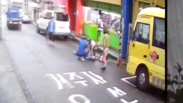 심폐소생술로 목숨 구한 영웅들... 누구라도 당연히 했을 것 [앵커리포트] / YTN