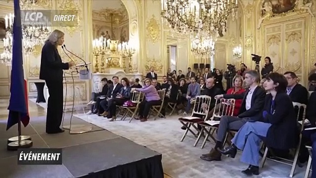 Regardez la Présidente de l'Assemblée, Yaël Braun-Pivet, très agacée d'être interrogée sur la hausse de 300 euros des frais des députés : "Ce n'est pas ce que vous dites, mais c'est ma réponse !"