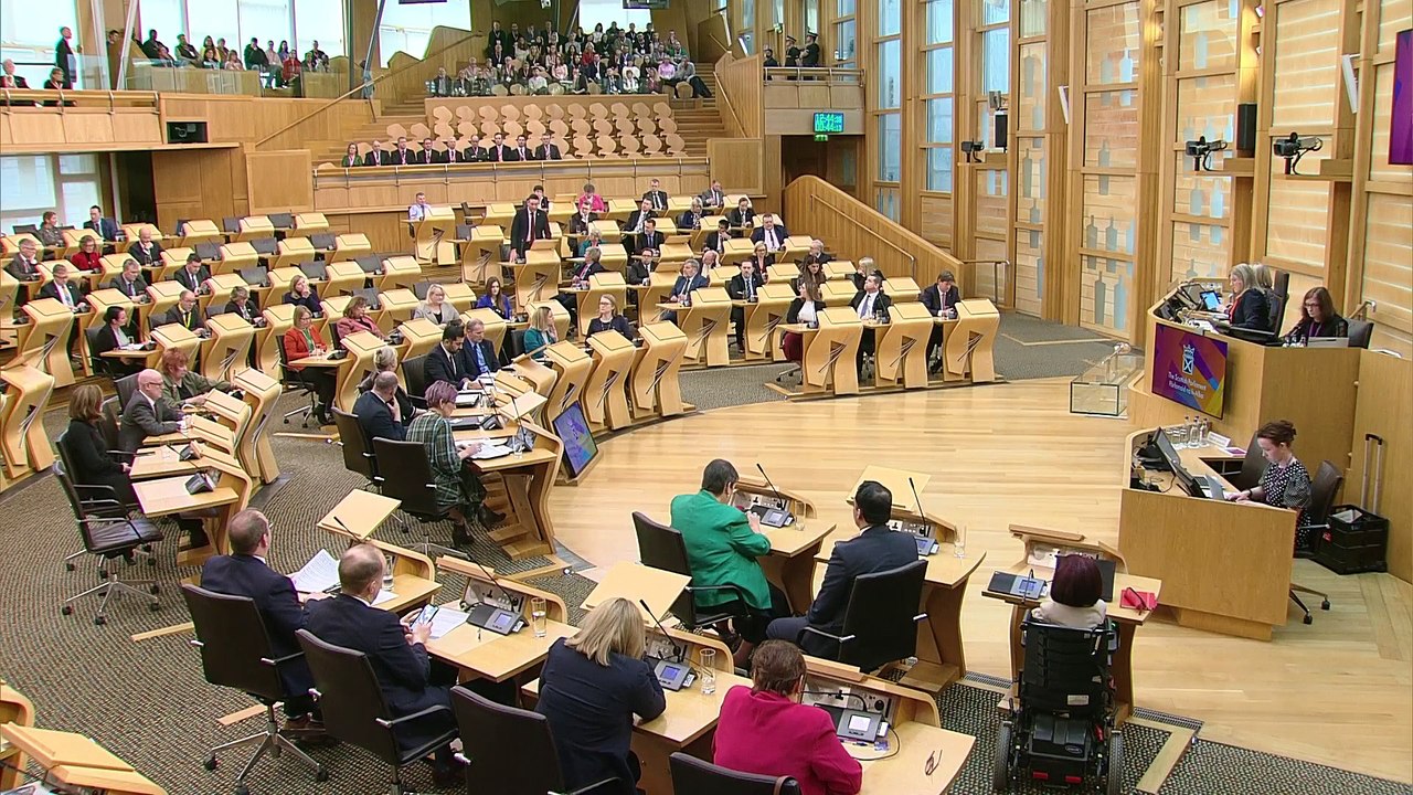 Meeting_of_the_Parliament (2)