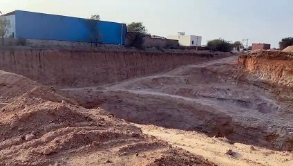 खजवाना में बिना स्वीकृति के करोड़ों का सिलिका सेंड खनन का बेच दिया