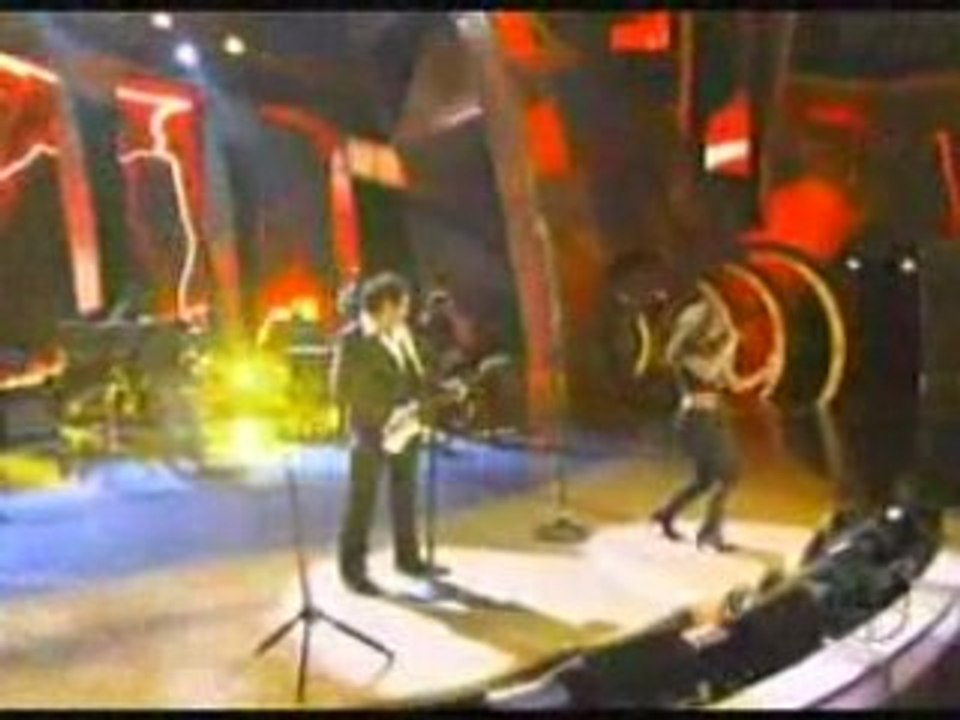 Video Shakira-La.Tortura-Live.The.Latin.Grammys.2006-JUANJo
