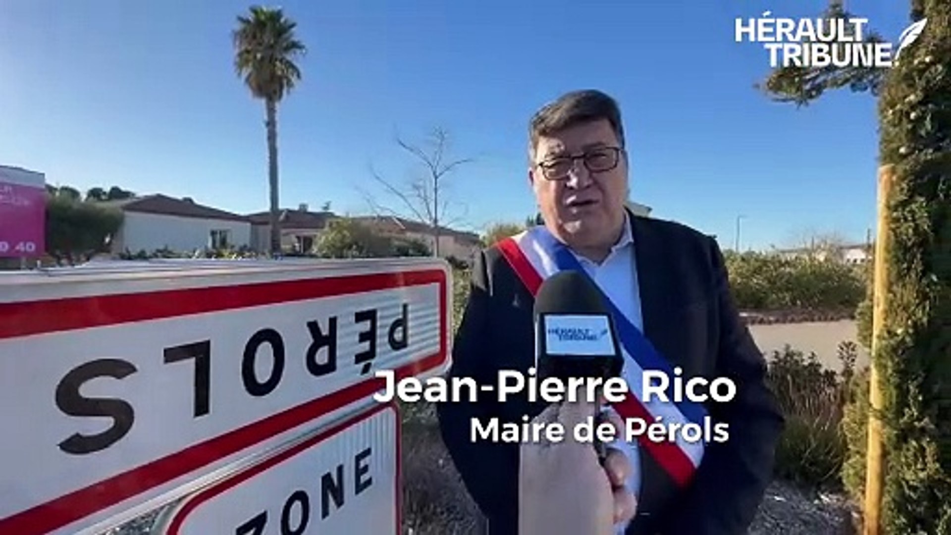 Interview Jean-Pierre Rico maire de Pérols sur les panneaux de la ville -  Vidéo Dailymotion