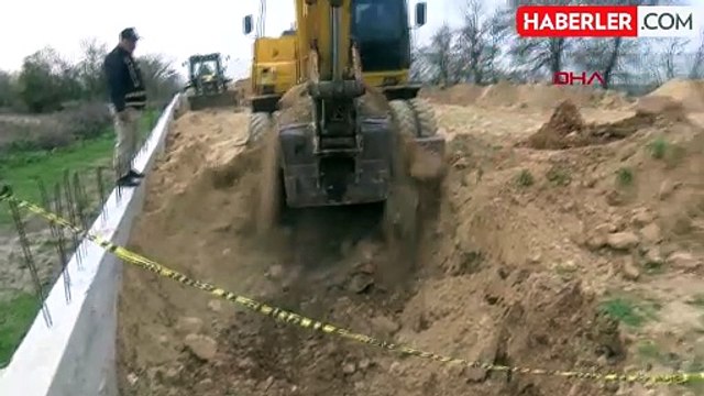 Antalya'da Motokurye Cinayeti: 2 Ceset Bulundu, 3. Ceset Aranıyor