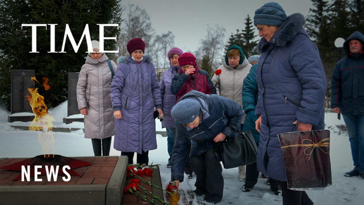 Ukraine and Russia Call for International Investigations into Russian Plane Crash