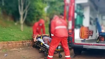 Motociclista fratura dedos do pé em acidente no Morumbi