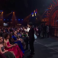 Alia Bhatt Kis Celebrity Ko Toliye Me Dekhna Chahti hai ?