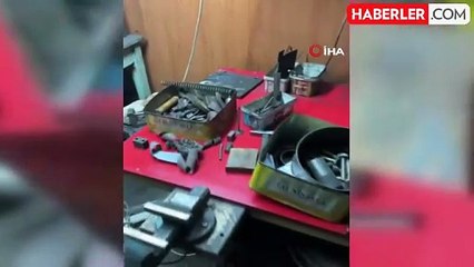 Kütahya'da kuru sıkı tabancaları gerçek silaha çeviren şahıs yakalandı