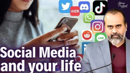 Social Media's Mirror: Reflecting on Your Life Online || Acharya Prashant