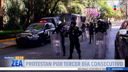 Vecinos de la Col. Molino del Rey protestan por la falta de agua