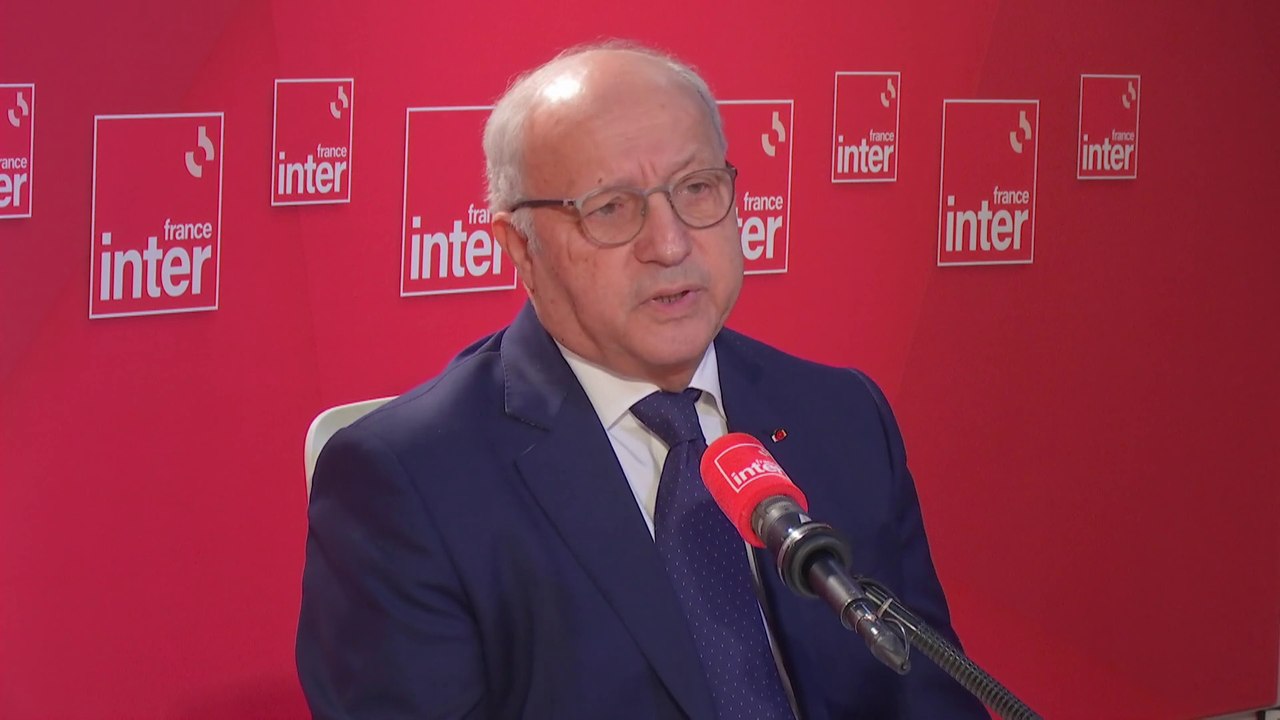Le Conseil constitutionnel n'est "pas là pour rendre des services politiques", estime Laurent Fabius