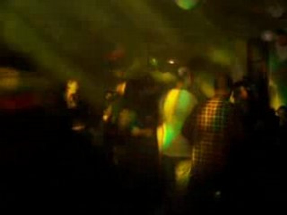 AVSEQ02