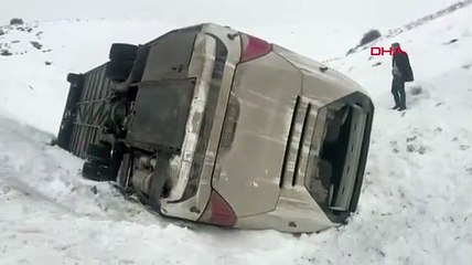 Sivas'ta otobüs kazası: Çok sayıda yaralı var