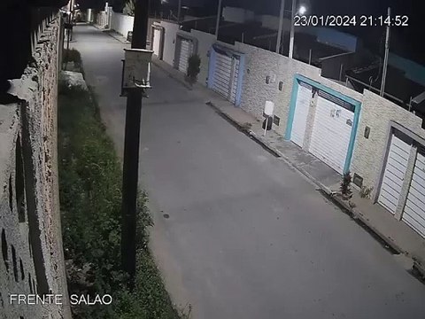 Imagens mostram veículo que teria sido usado por suspeito