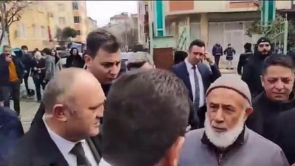 Vatandaştan Ekrem İmamoğlu'na tepki: Niye gelmiyorsun camilere..