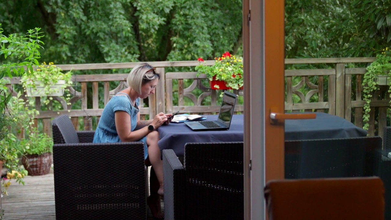 Zone Interdite : cette femme a été "forcée" d'accepter une mutation à 300 km de son domicile