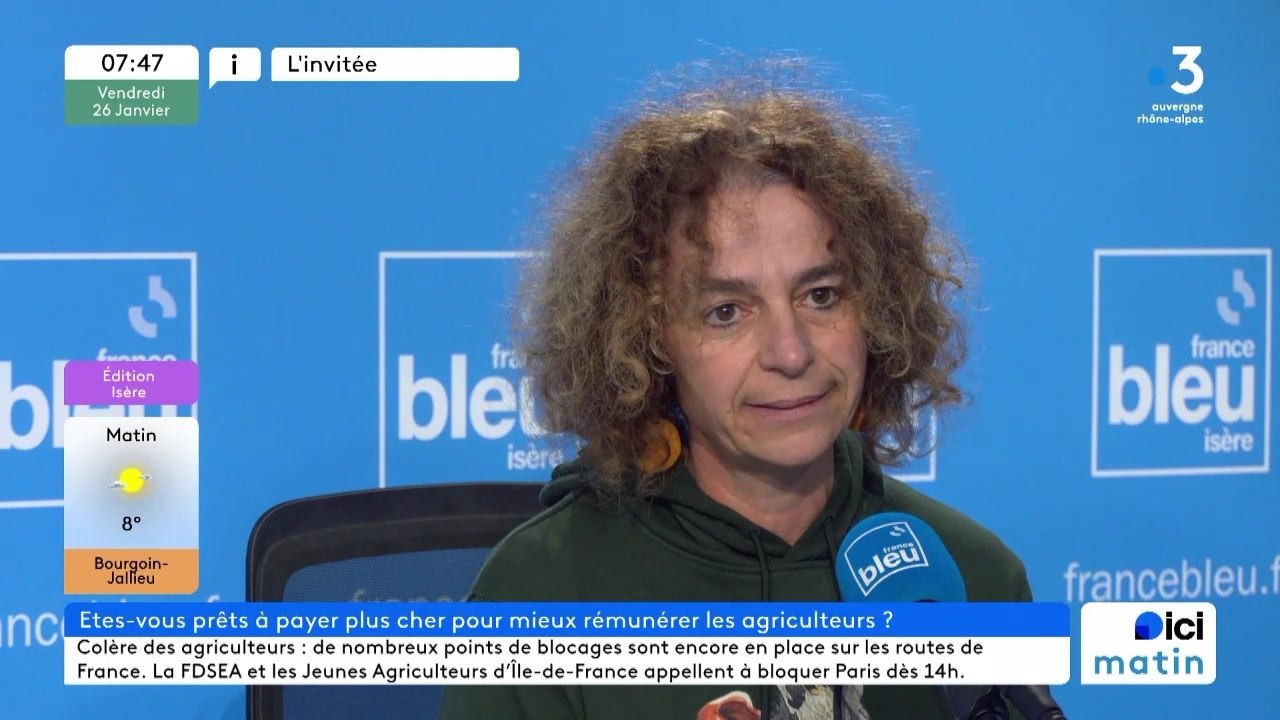 Sophie Guillon, membre de la Confédération paysanne de l'Isère dans le Pays Voironnais