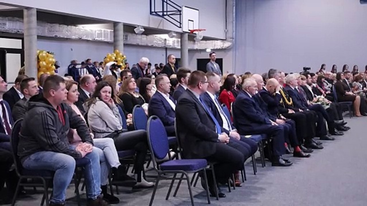 Olkusz - nowa sala gimnastyczna w zespole szkół zawodowych