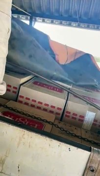 PRF apreende caminhão com carregamento de cigarros paraguaios que iriam para Altônia