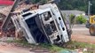 Herói: Caminhoneiro tomba veículo propositalmente para não invadir BR-277 após falta de freio