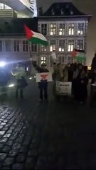 Belçikalılar İsrail'e gönderilecek silahları engellemek için limanda!