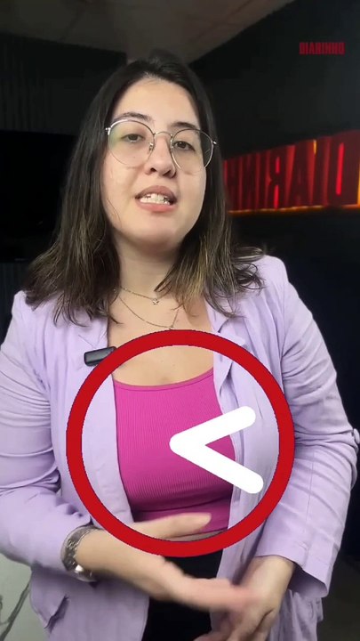 Minuto DIARINHO: Barco com 15 toneladas de pescado encalha na praia de Navegantes.