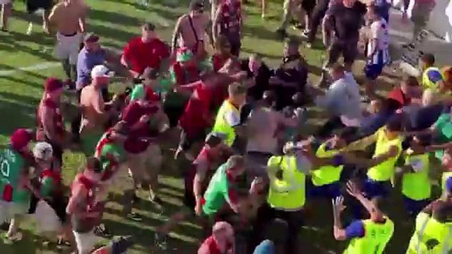 batalla campal entre hinchas en la final del ascenso del fútbol uruguayo