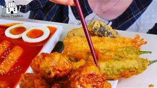 ASMR MUKBANG| Rice paper Tteokbokki, Fired chili peppers, Honey combo chicken, Deep-fired foods.