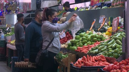 Tapatíos asumen que deben trabajar más para comprar alimentos porque “todo está por las nubes”