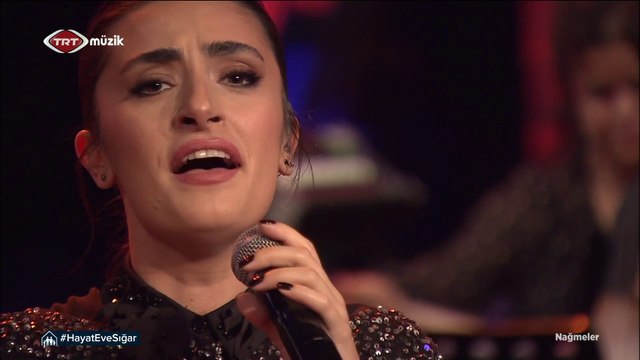 Yaprak Sayar / Gönlüm düşüyor çırpınarak gizli kemende