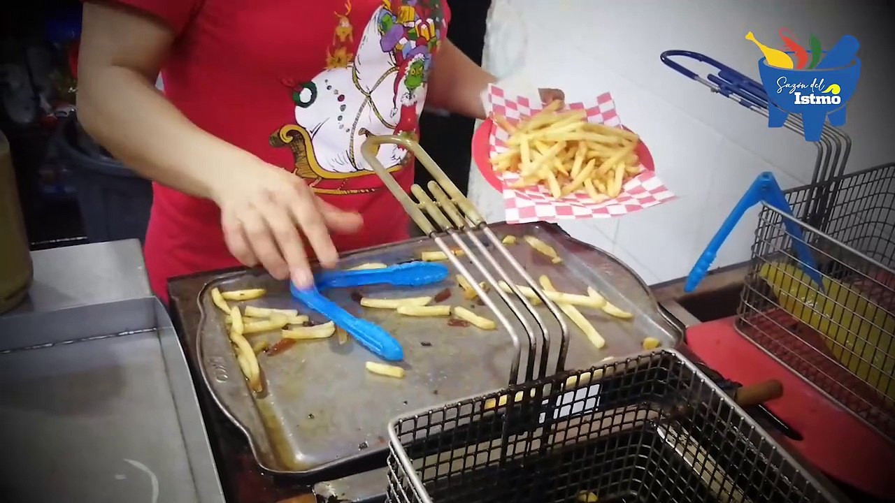 Sazón del Istmo: Arturo´s Burguer, 18 años apostando por Coatzacoalcos