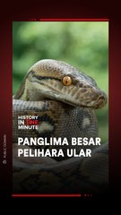 Panglima Besar Pelihara Ular