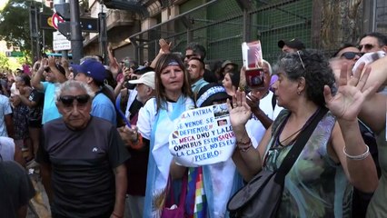 Milei retira reformas fiscales tras rechazo de oposición argentina
