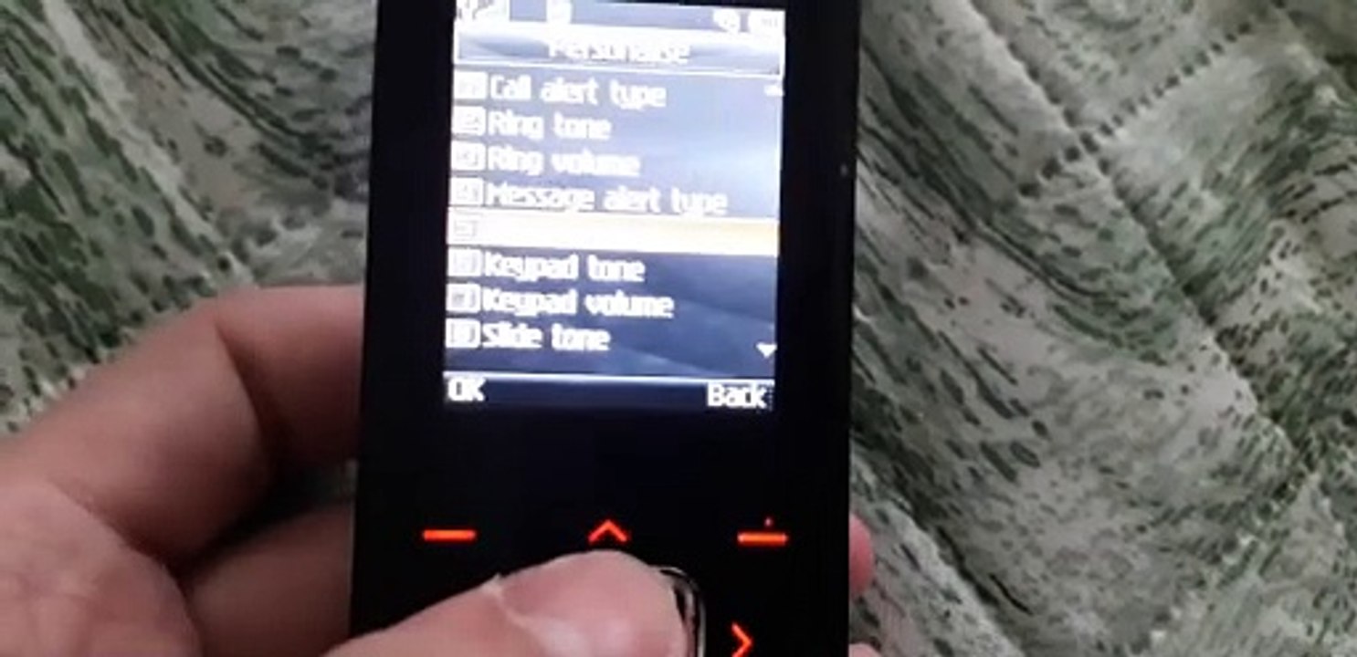 Laziness videos's vecchio LG KG800 - Message tones